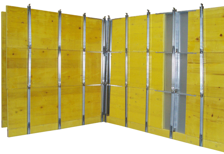 2.1-Triply Panel 21mm 27mm Waterproof 3 Ply Yellow Shuttering Plywood Panel for Concrete Formwork.jpg